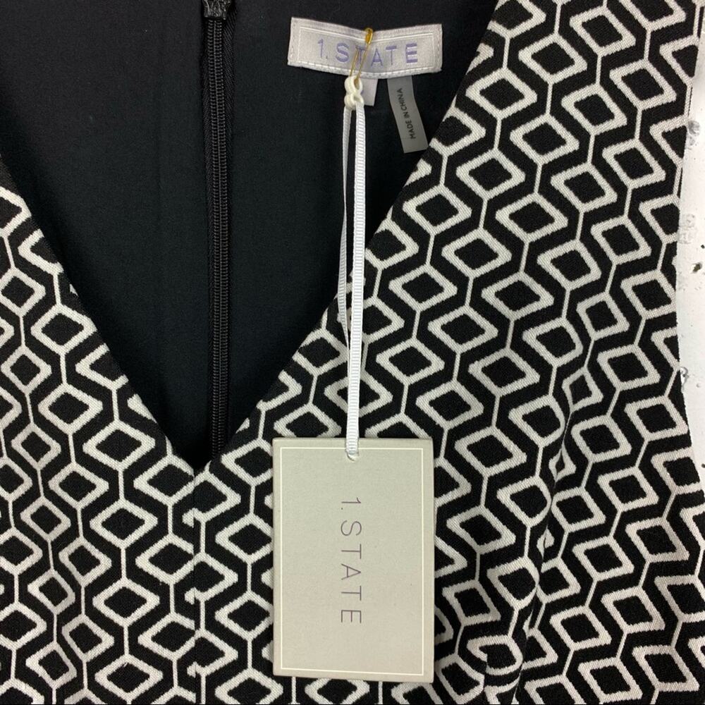 1.State Sleeveless V-Neck Fit & Flare Geometric Dress Black White Size Small - Picture 5 of 6